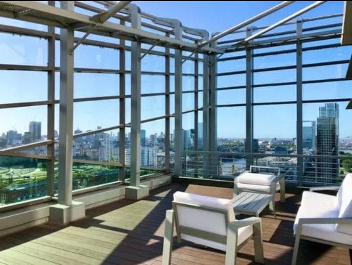 Departamento en Alquiler de 4 ambientes amoblado con cochera en Puerto Madero !!!Impecable estado
