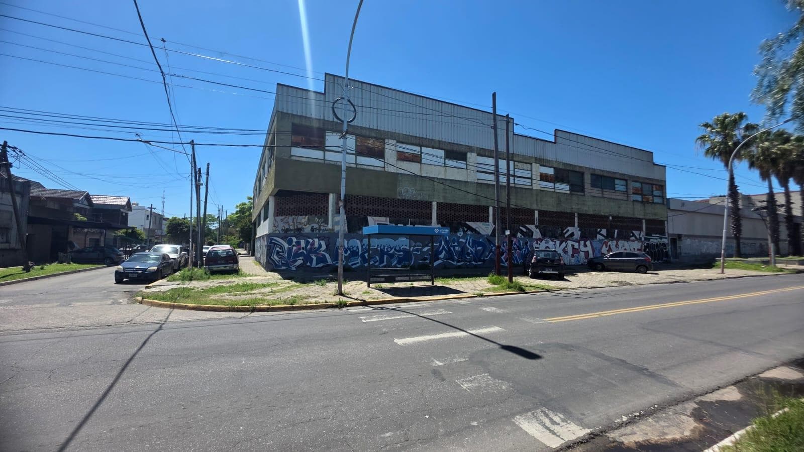 Garage/Land for Sale in Lanús Oeste