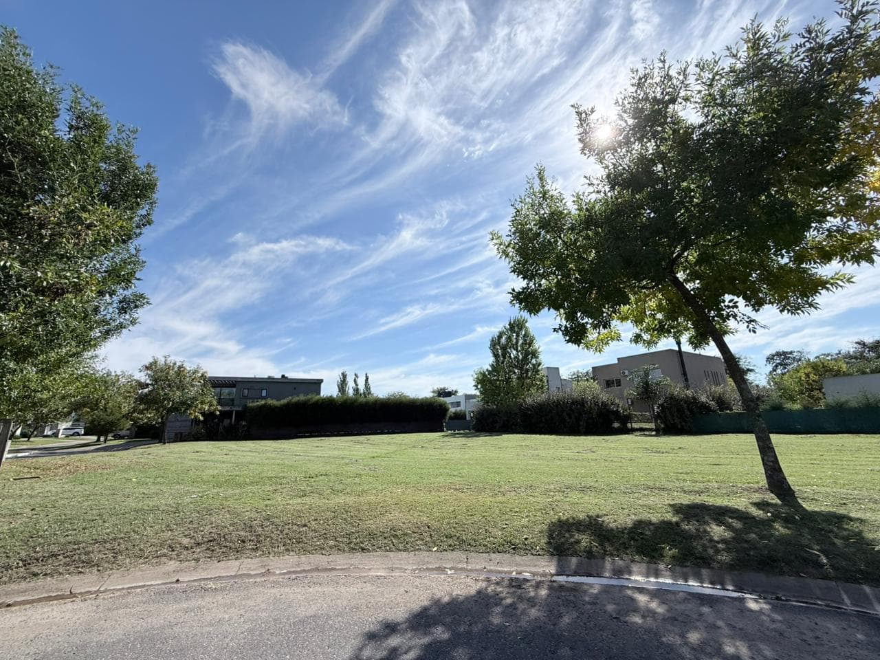 750 M² INLAND LOT FOR SALE IN FINCAS DE HUDSON