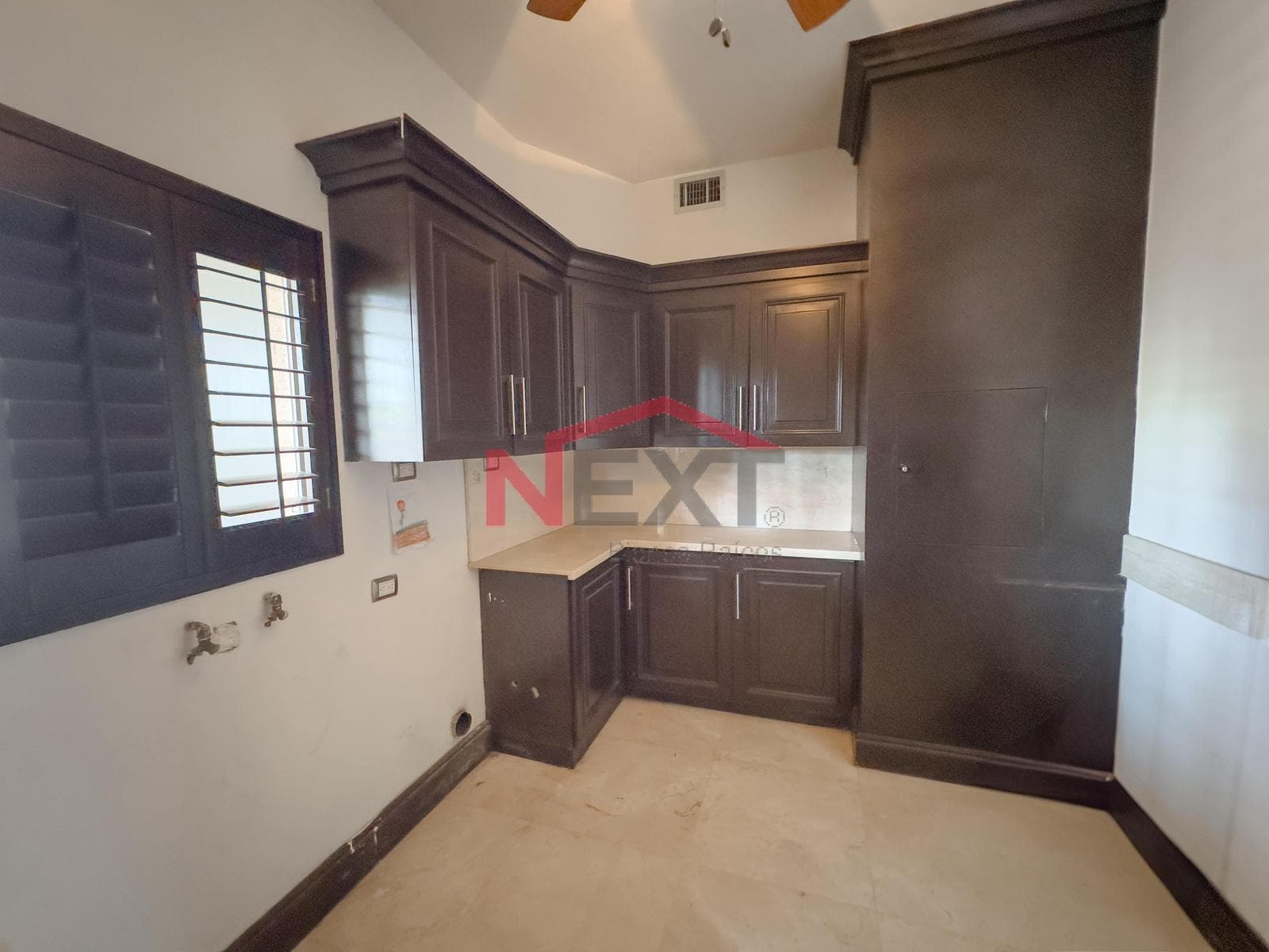 HOUSE FOR SALE IN LORETO RESIDENCIAL