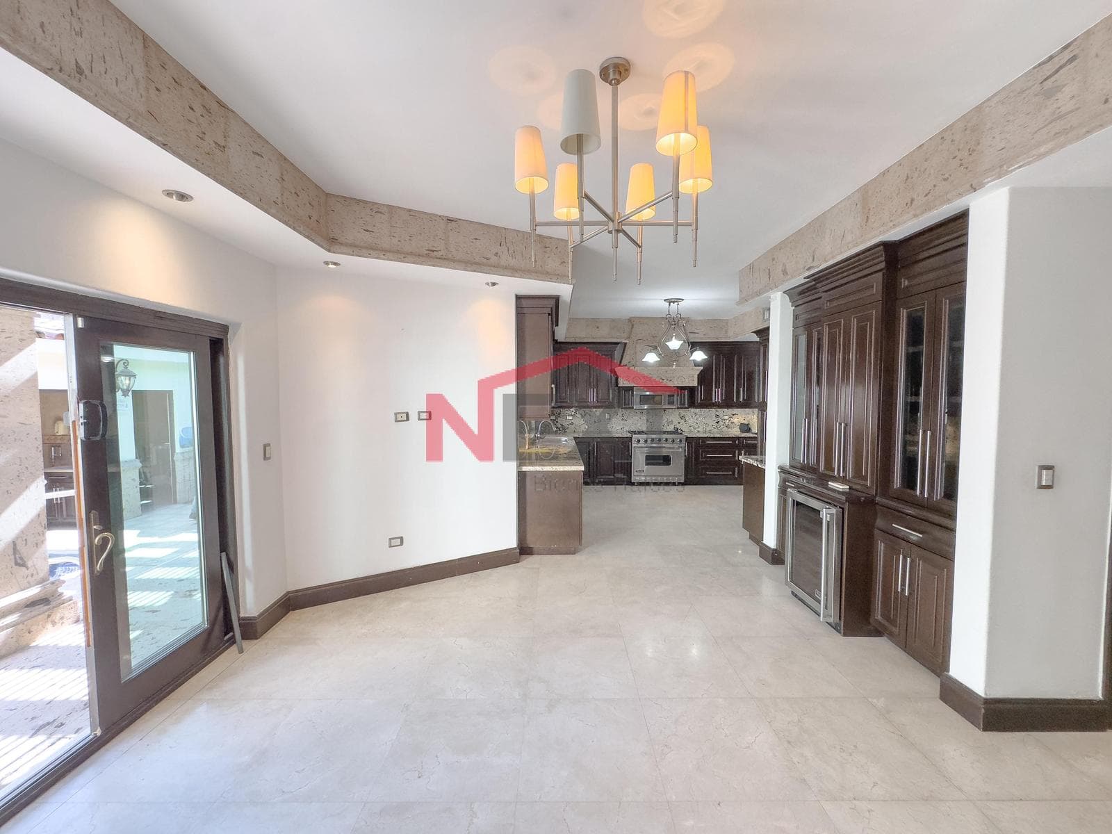 HOUSE FOR SALE IN LORETO RESIDENCIAL