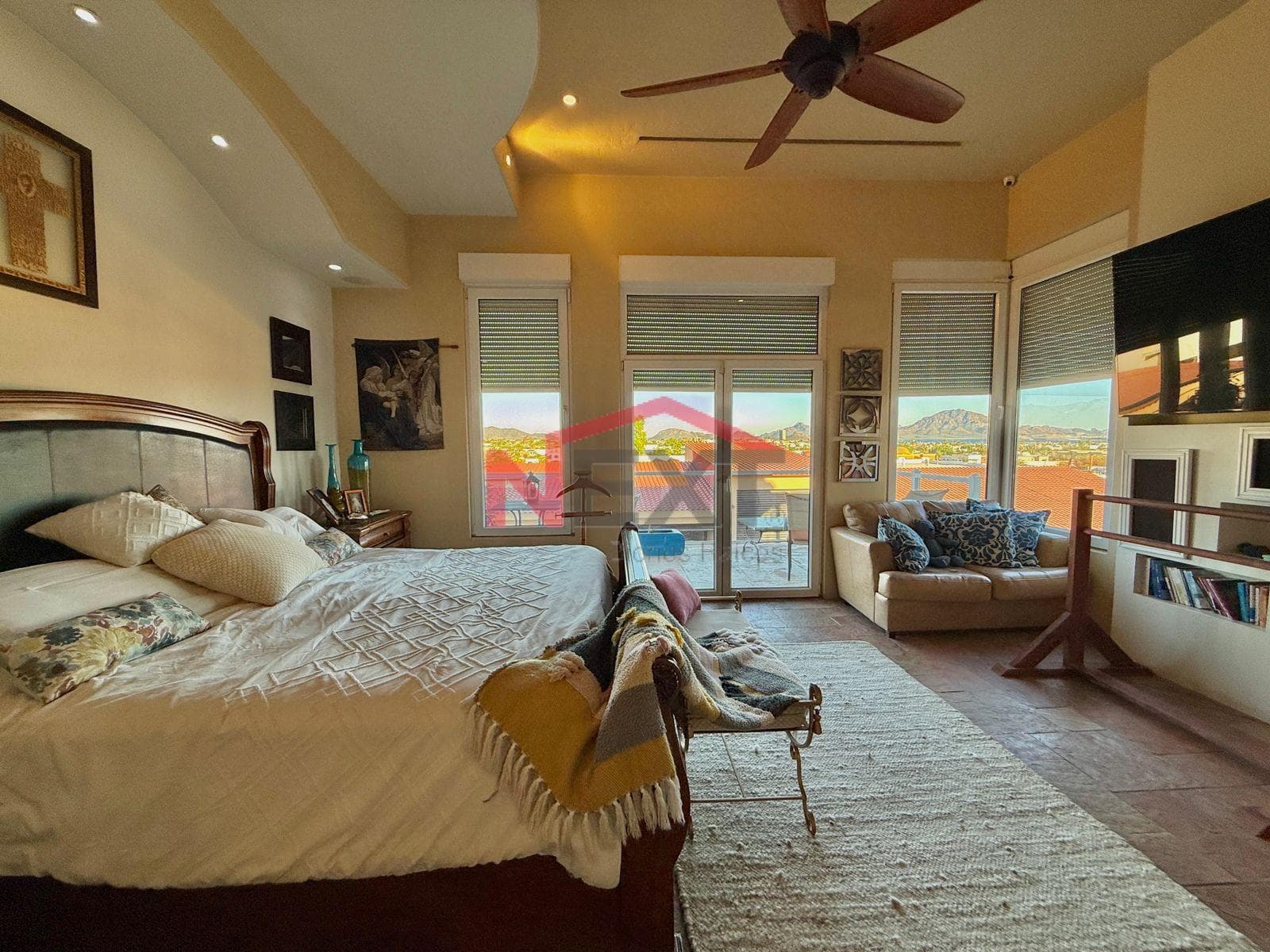 Smart Home for Sale in Loma Bella, San Carlos—Furnished, Fully Equipped, and Featuring a Home Theater.