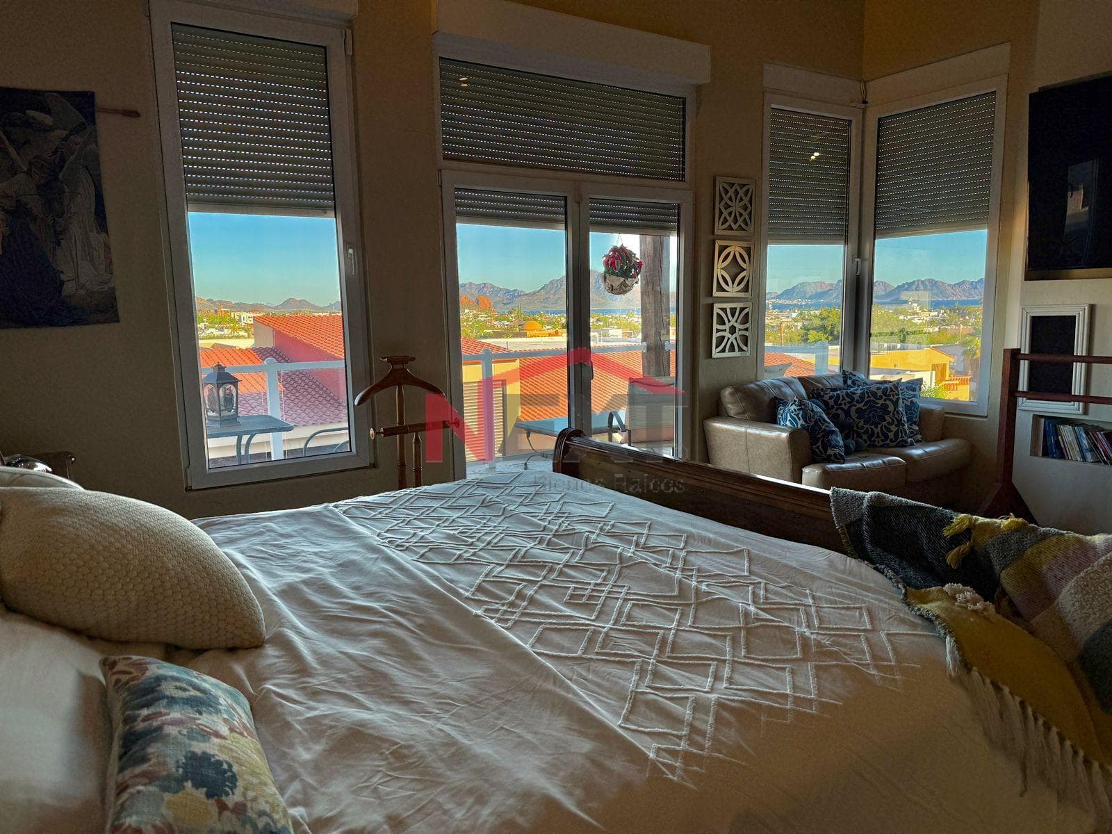 Smart Home for Sale in Loma Bella, San Carlos—Furnished, Fully Equipped, and Featuring a Home Theater.