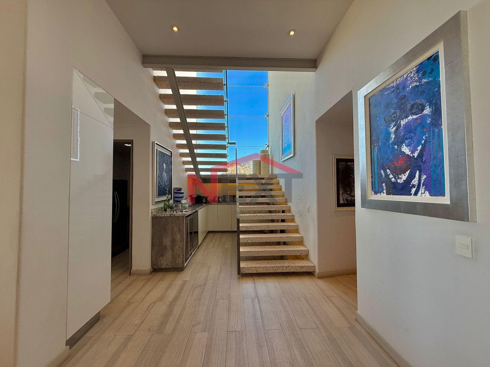BEACHFRONT HOUSE FOR SALE IN THE PUESTA DEL SOL RESIDENTIAL COMPLEX, SAN CARLOS, SONORA.