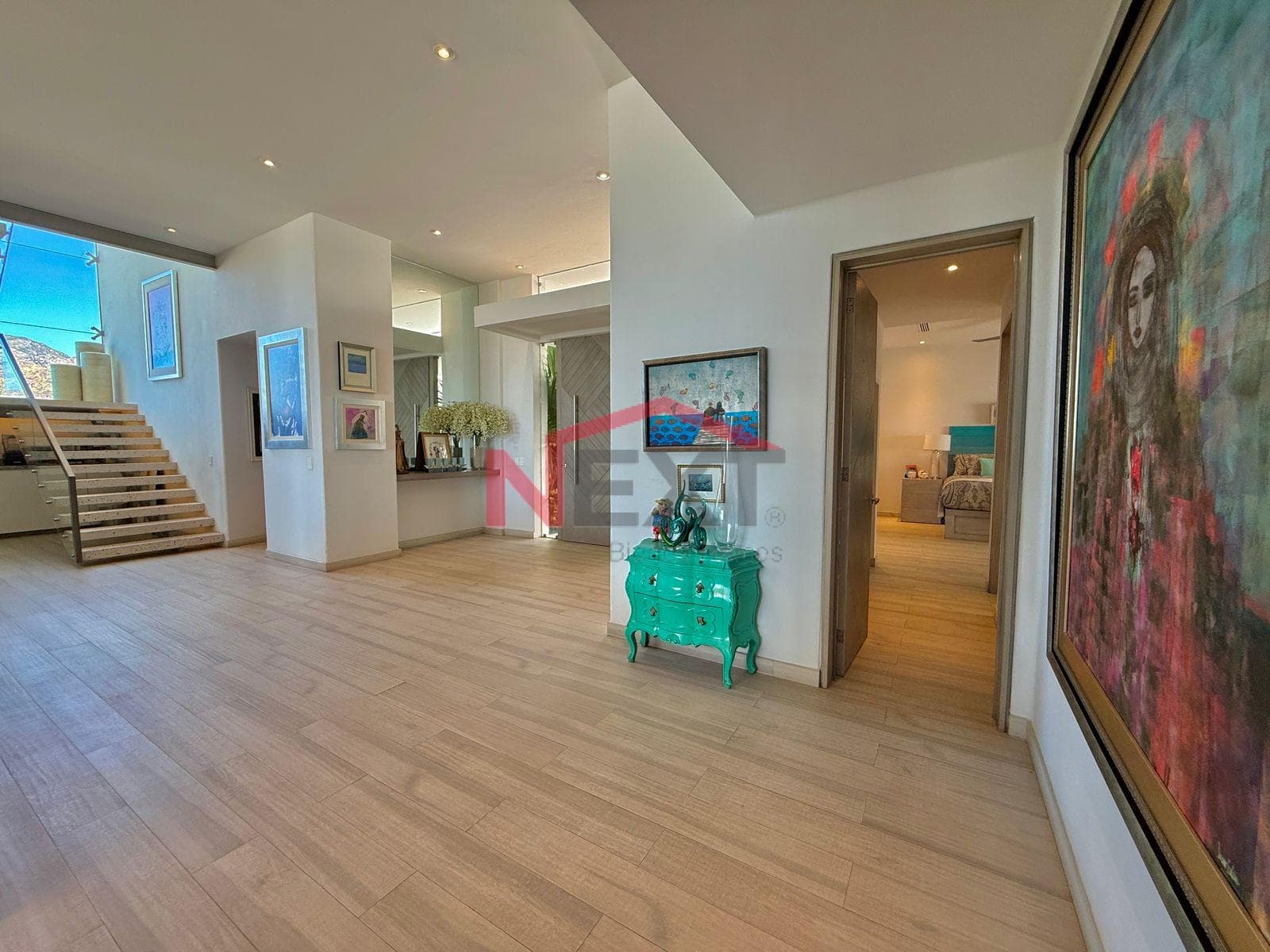 BEACHFRONT HOUSE FOR SALE IN THE PUESTA DEL SOL RESIDENTIAL COMPLEX, SAN CARLOS, SONORA.