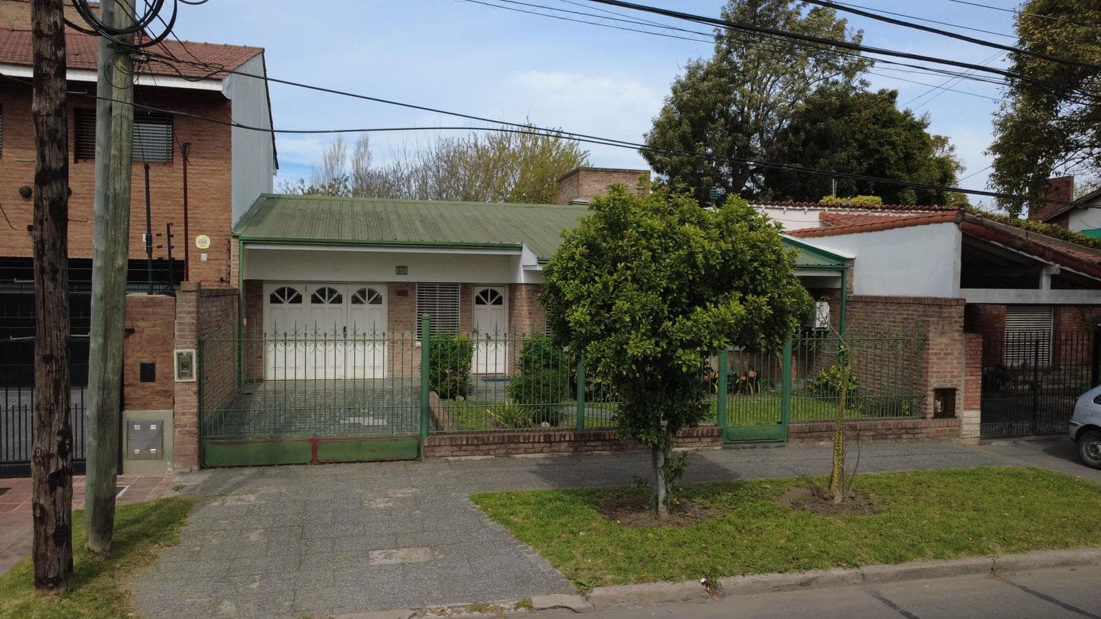 House with Garden for Sale in Adrogue