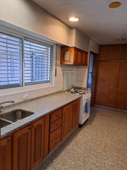 House with Garden for Sale in Adrogue