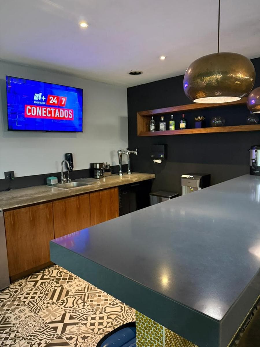 ALL-INCLUSIVE OFFICE