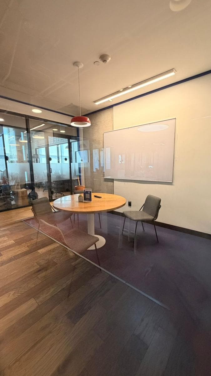 OFFICE IN VALLE ORIENTE