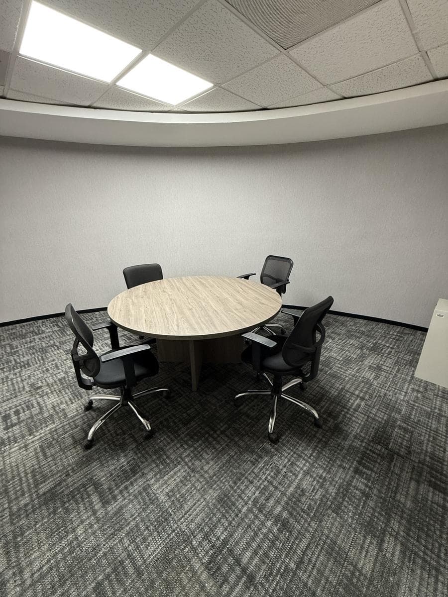 FULLY EQUIPPED OFFICE FOR RENT