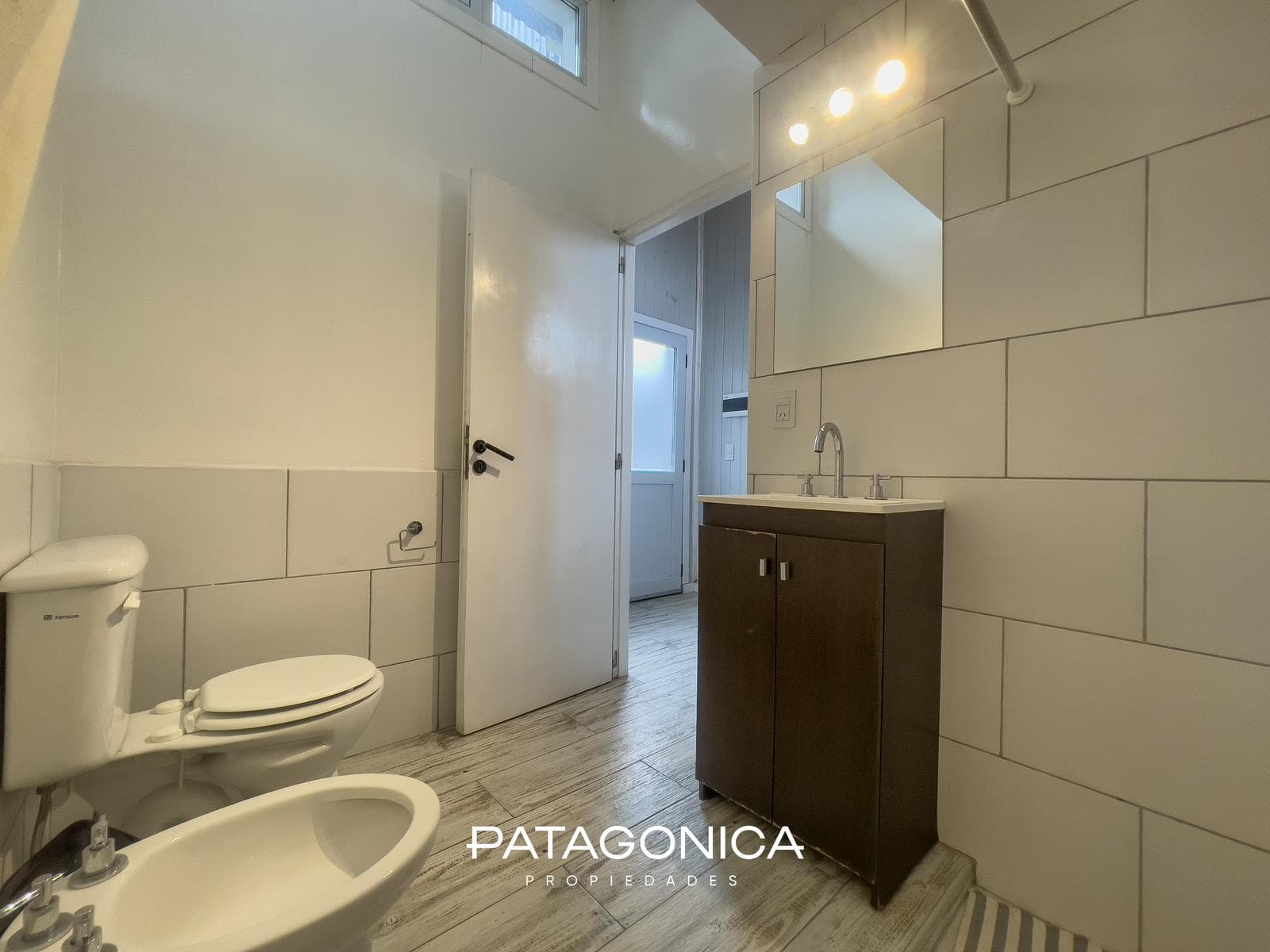 For sale: 4 equipped houses, 73 m² each, with panoramic view, Villa La Angostura