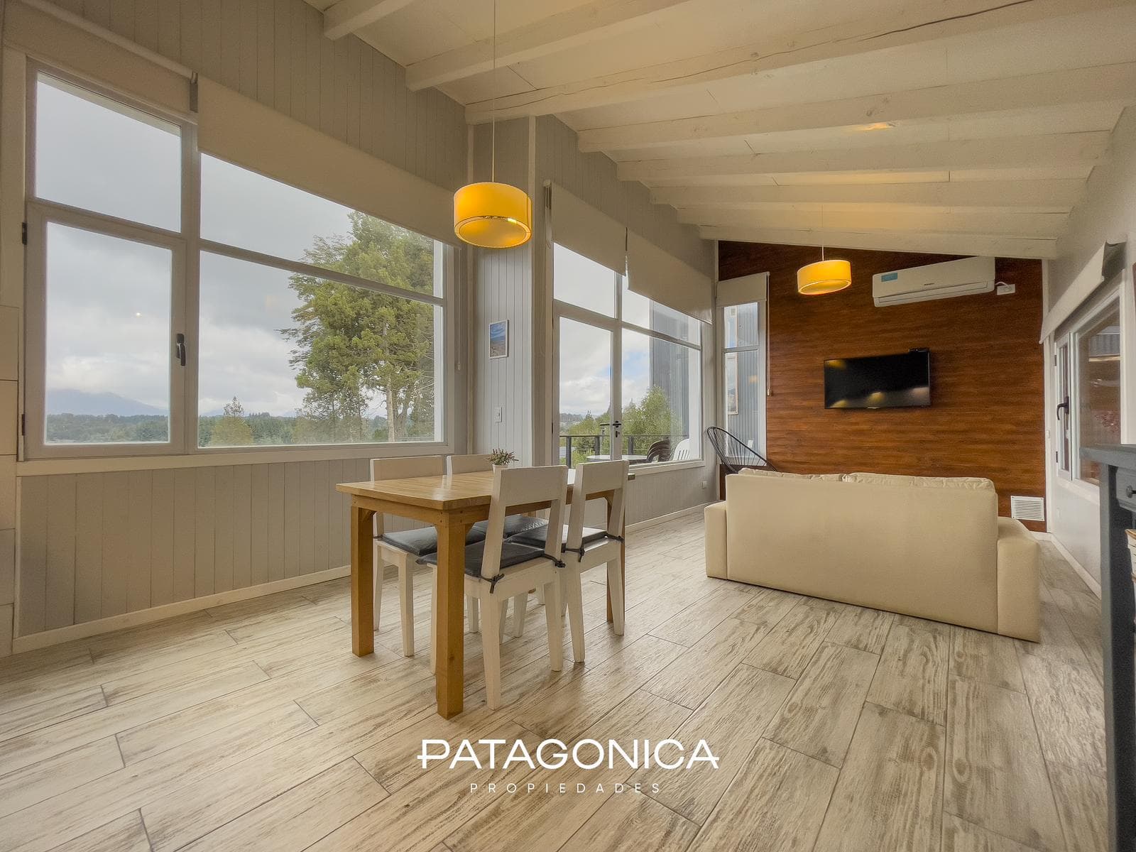 For sale: 4 equipped houses, 73 m² each, with panoramic view, Villa La Angostura