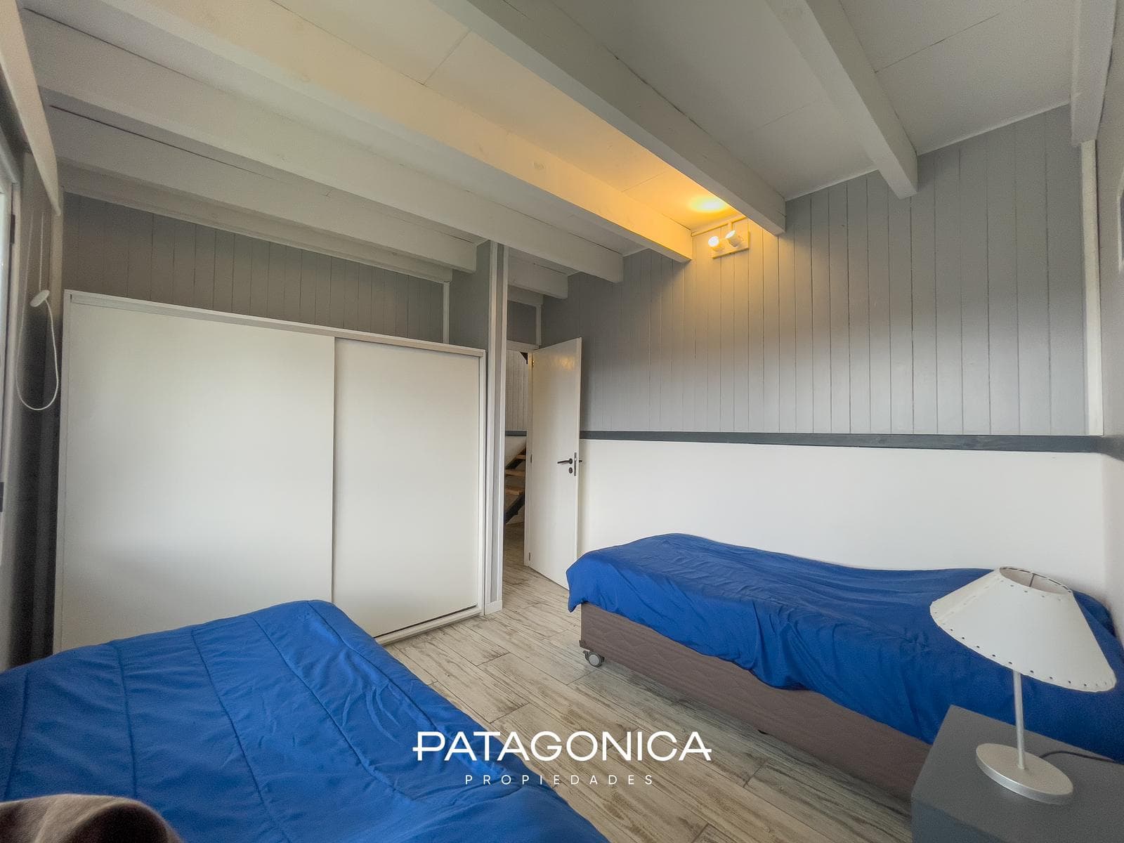 For sale: 4 equipped houses, 73 m² each, with panoramic view, Villa La Angostura