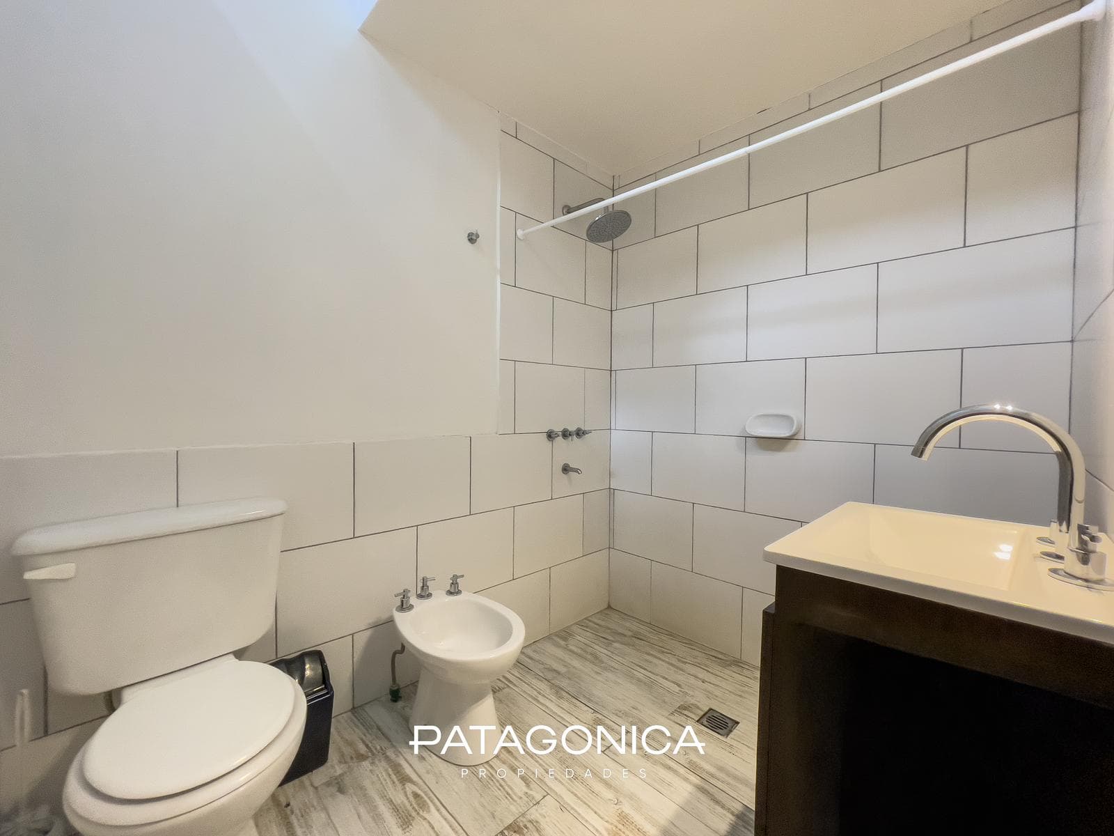For sale: 4 equipped houses, 73 m² each, with panoramic view, Villa La Angostura