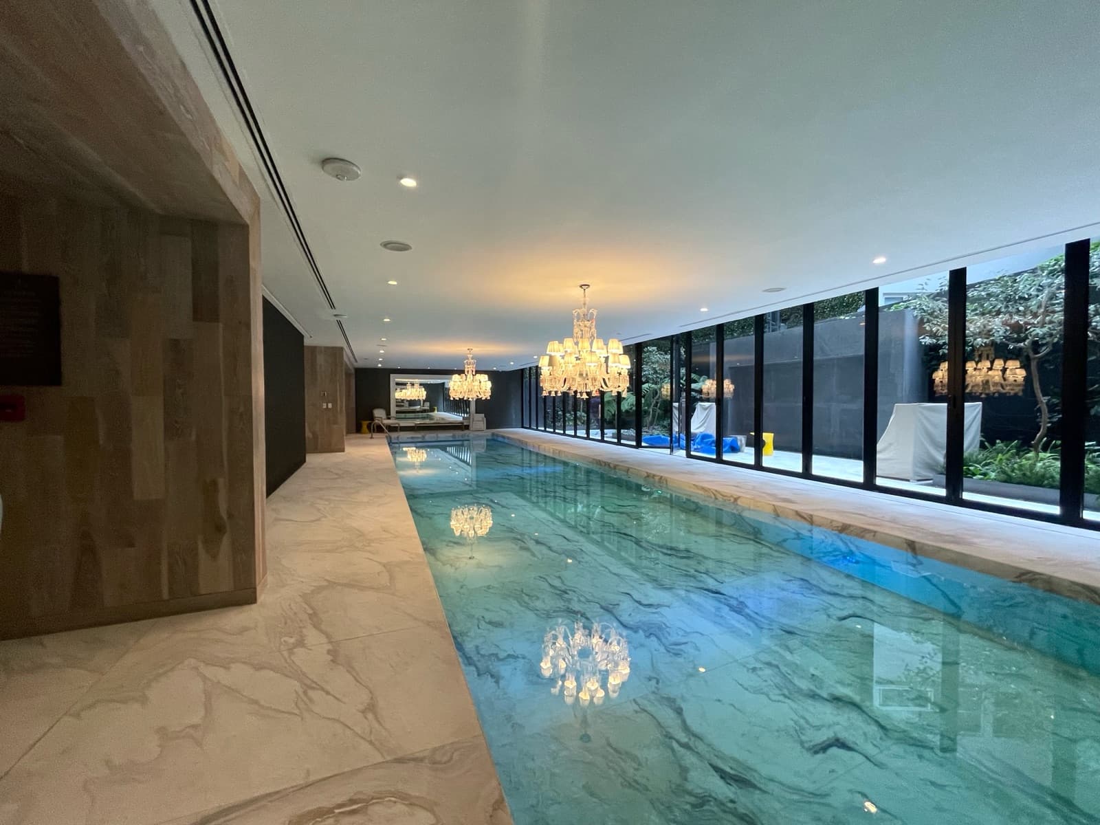 Three-Bedroom Apartment with Amenities in Polanco