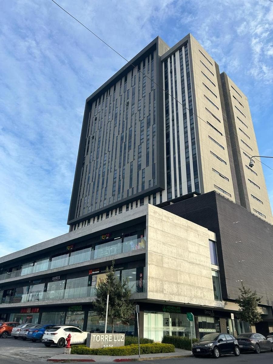 FURNISHED PENTHOUSE FOR RENT IN THE MITRAS LUZ TOWER IN DOWNTOWN MONTERREY