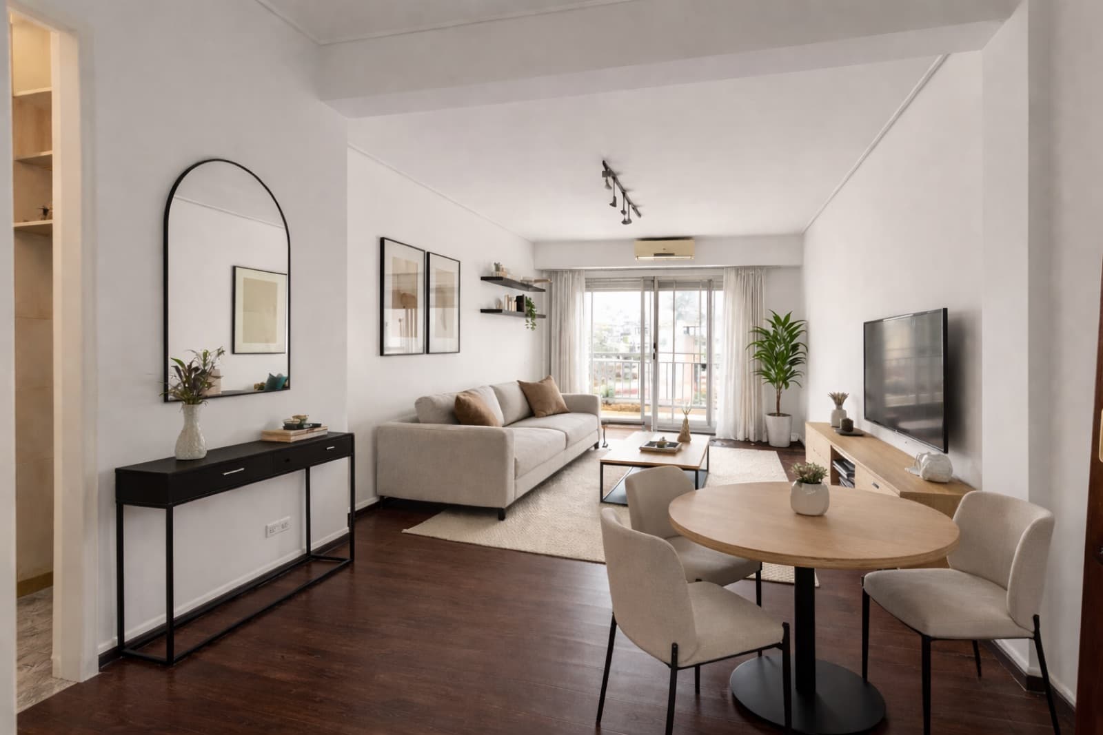 2-room apartment in Caballito with a barbecue, a long balcony, and a semi-floor layout.