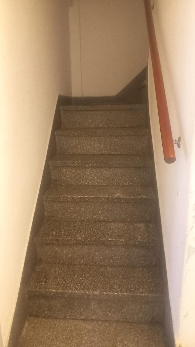 House for sale: 7 rooms, pool, barbecue, garage
