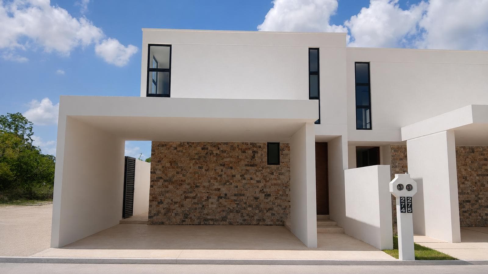 House for Sale in Dzityá, Located in a Residential Community
