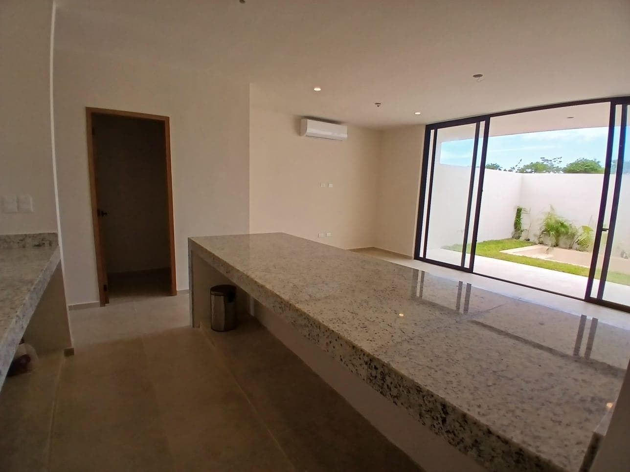 Three-Bedroom House for Sale in Dzityá