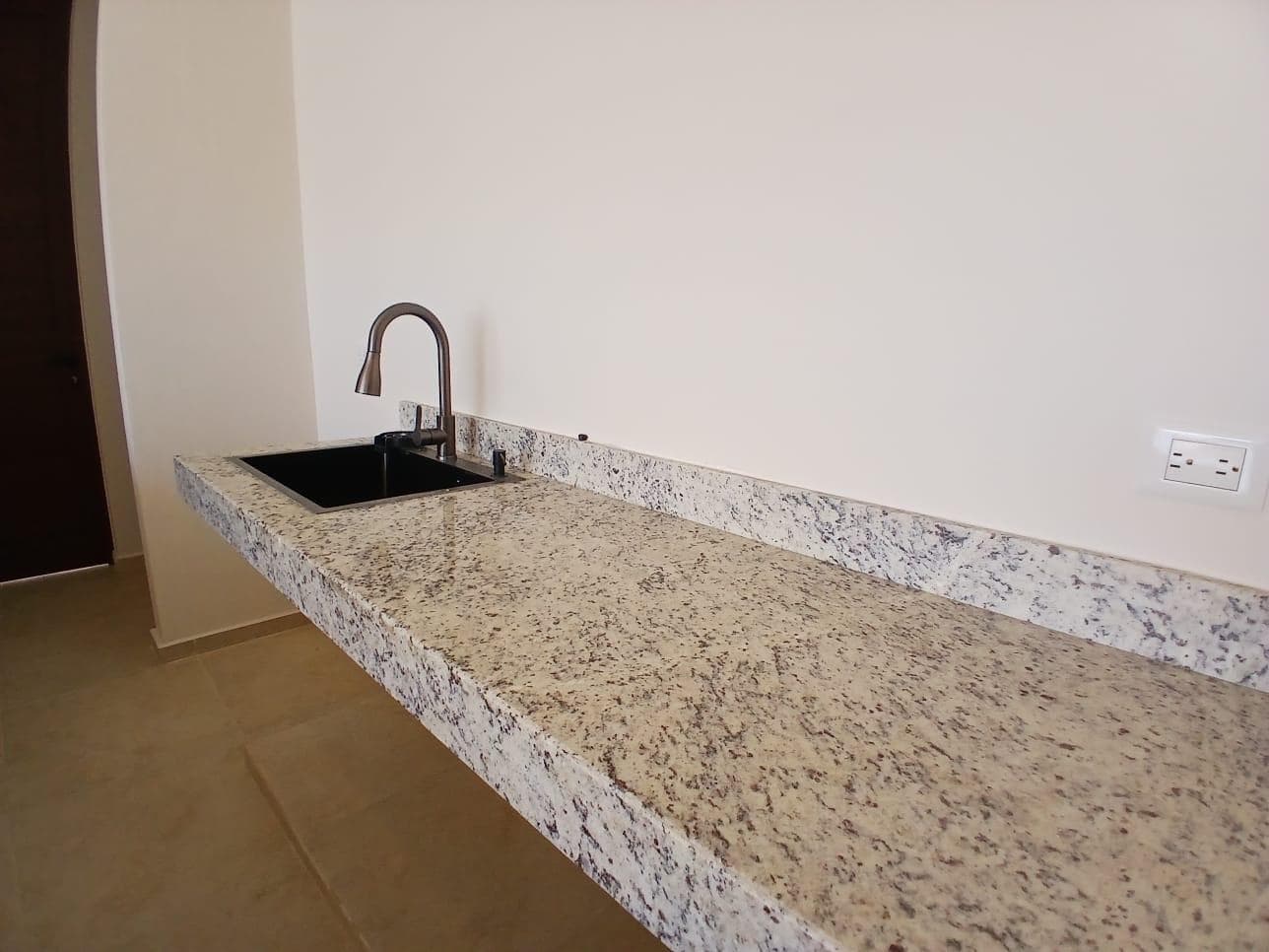 Three-Bedroom House for Sale in Dzityá