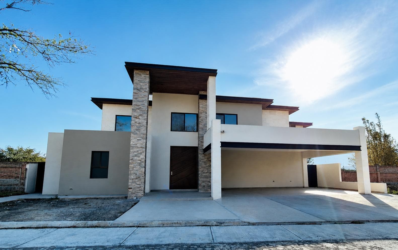 House in the San Alberto Residential Community