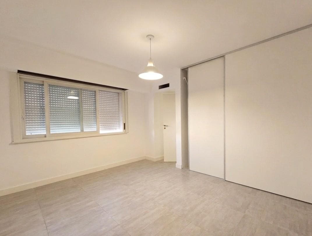 3-room penthouse for sale in Saavedra with its own terrace