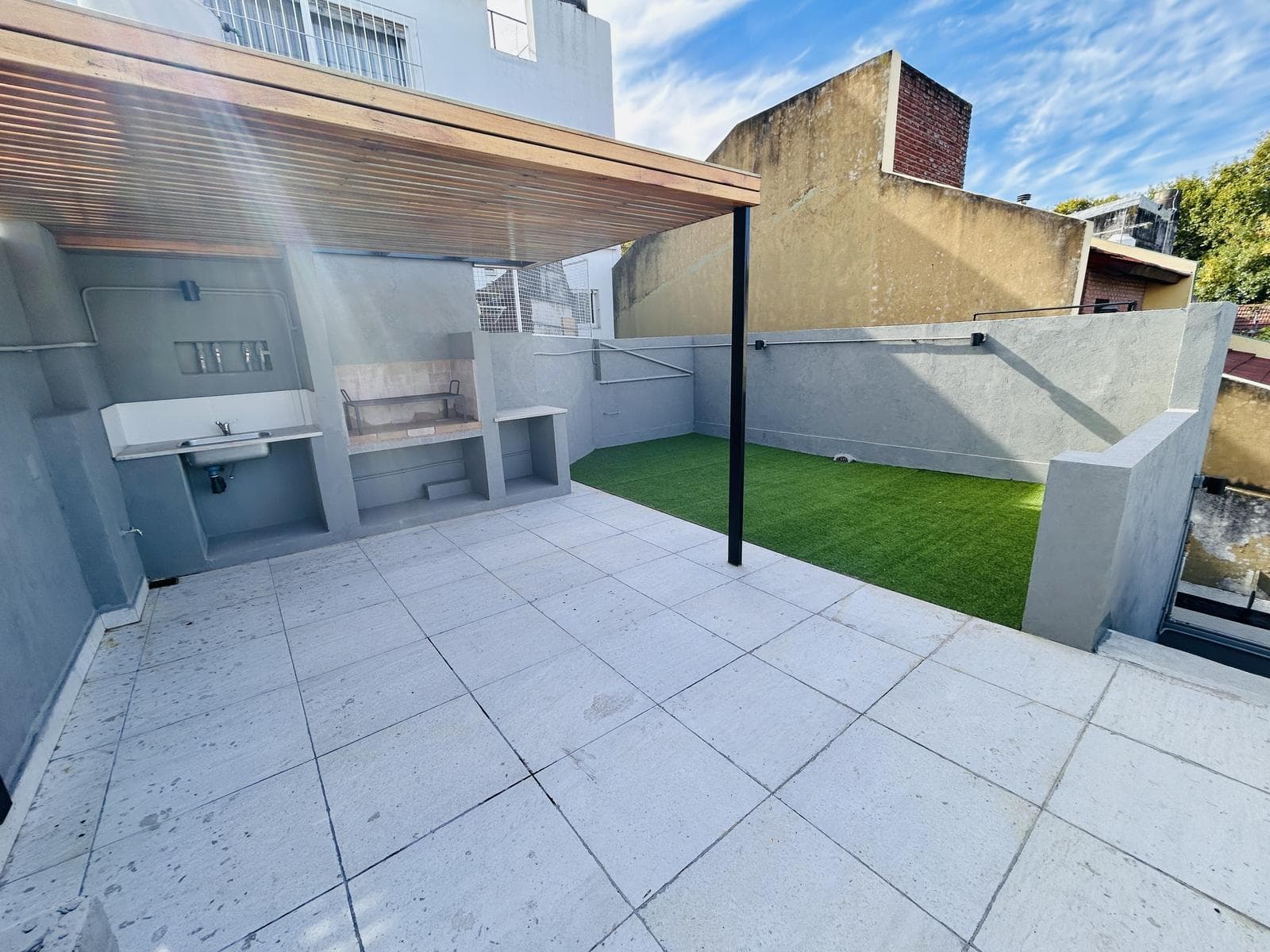 3-room penthouse for sale in Saavedra with its own terrace