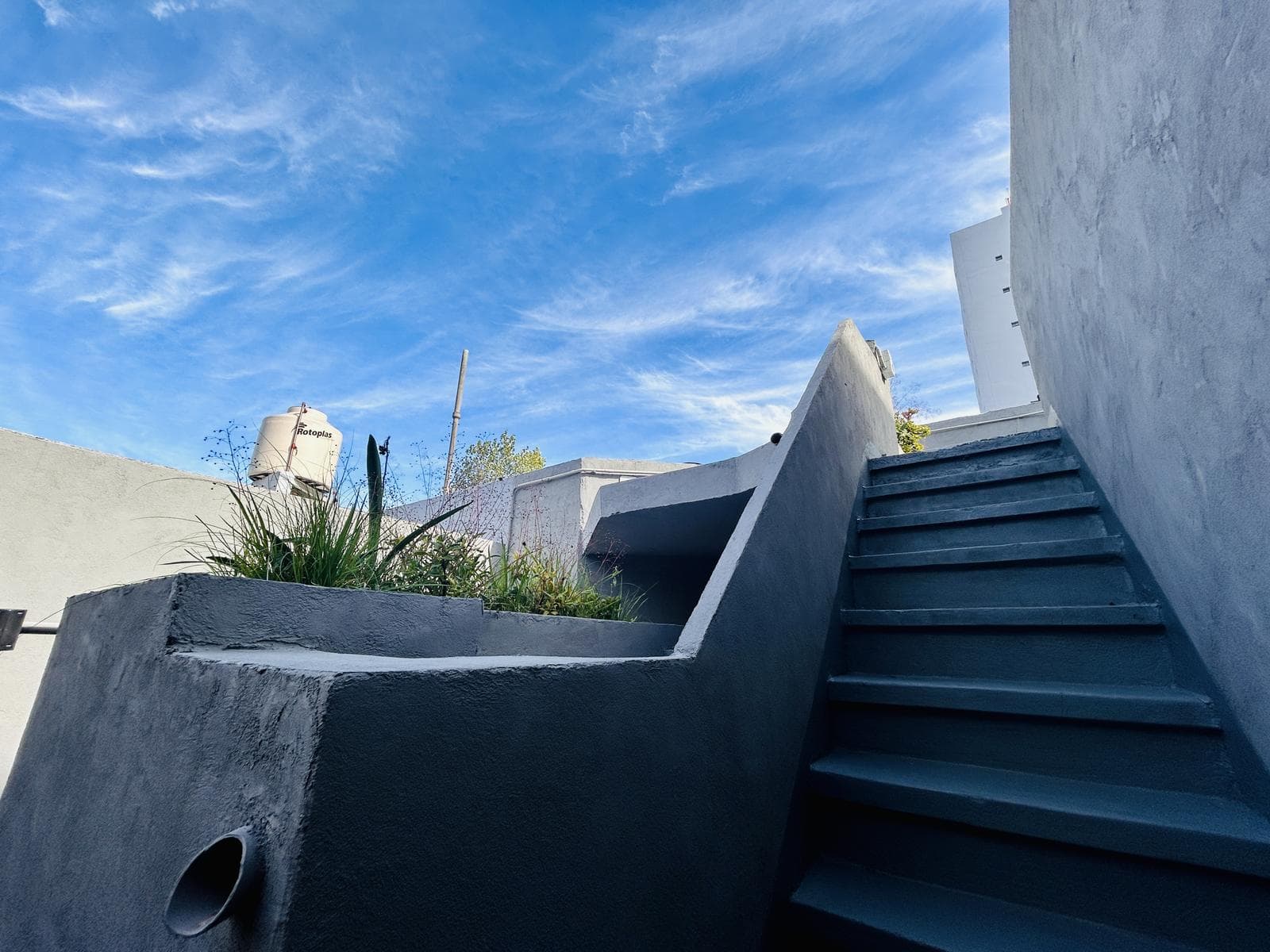 3-room penthouse for sale in Saavedra with its own terrace