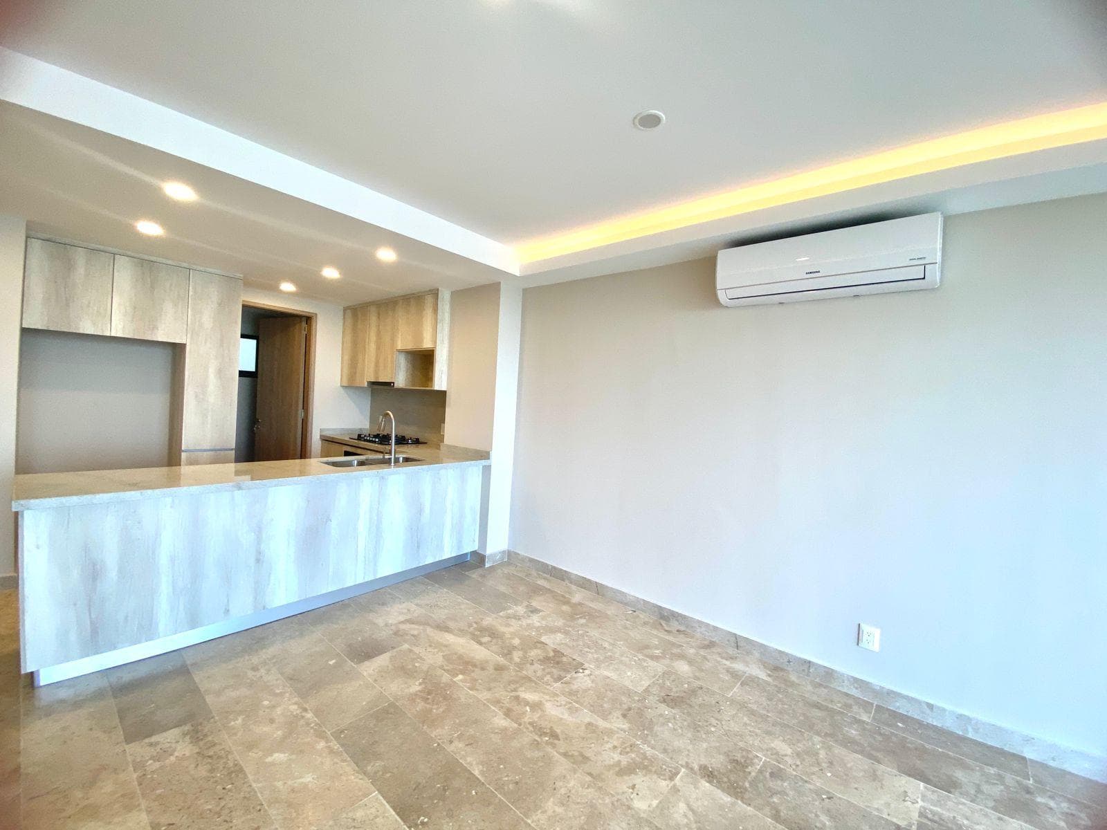 VIA CUMBRES Apartment