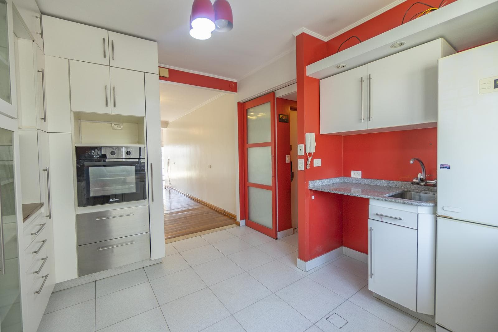 APARTMENT WITH A TERRACE IN RECOLETA