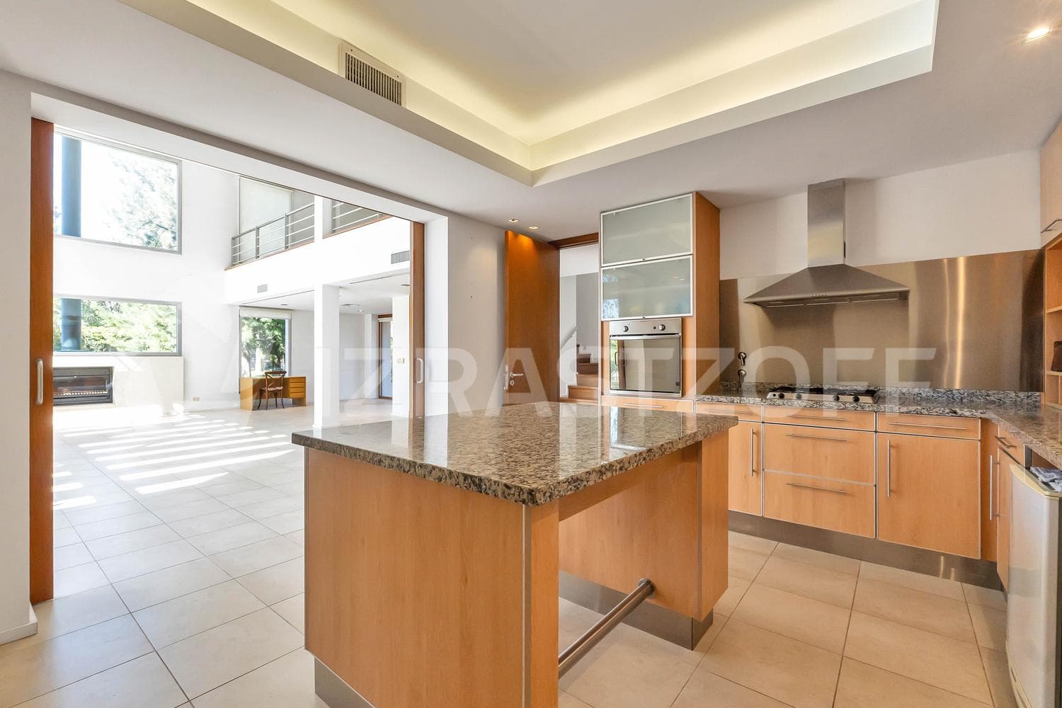 Rationalist-style house for sale in Pilar del Lago—with a view of the lake and direct access to it