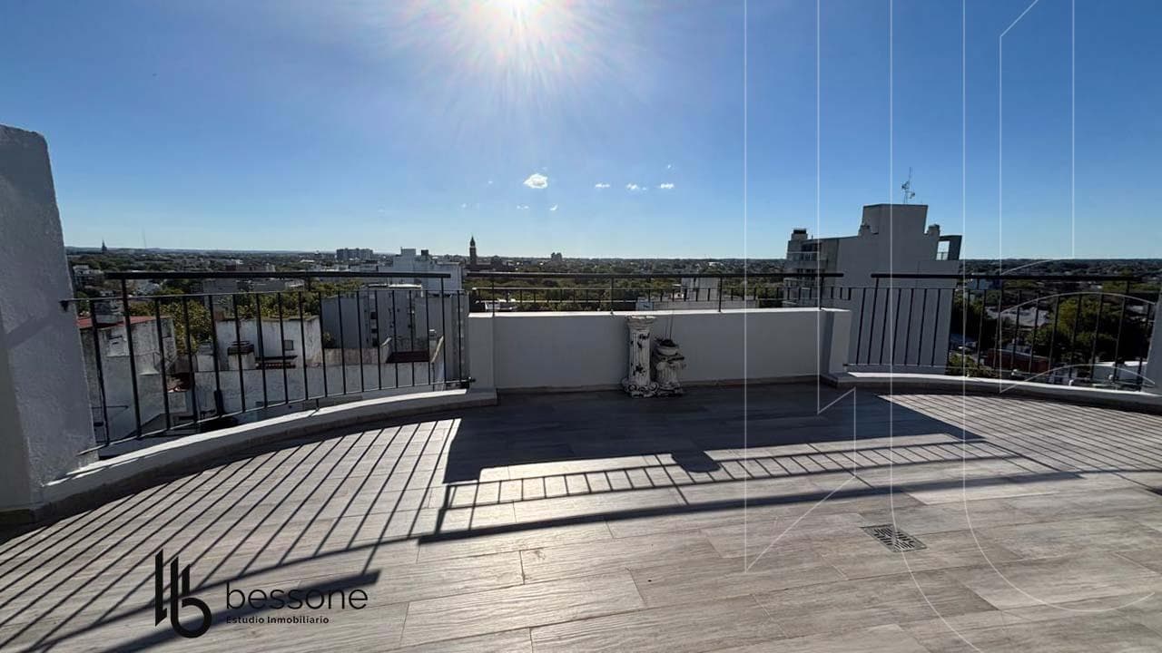 3-Bedroom Apartment in La Perla with Garage and Amenities