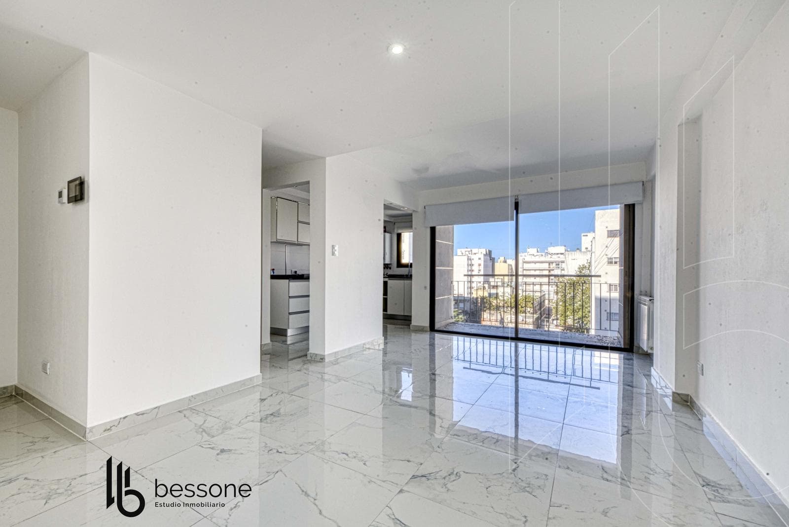 3-Bedroom Apartment in La Perla with Garage and Amenities