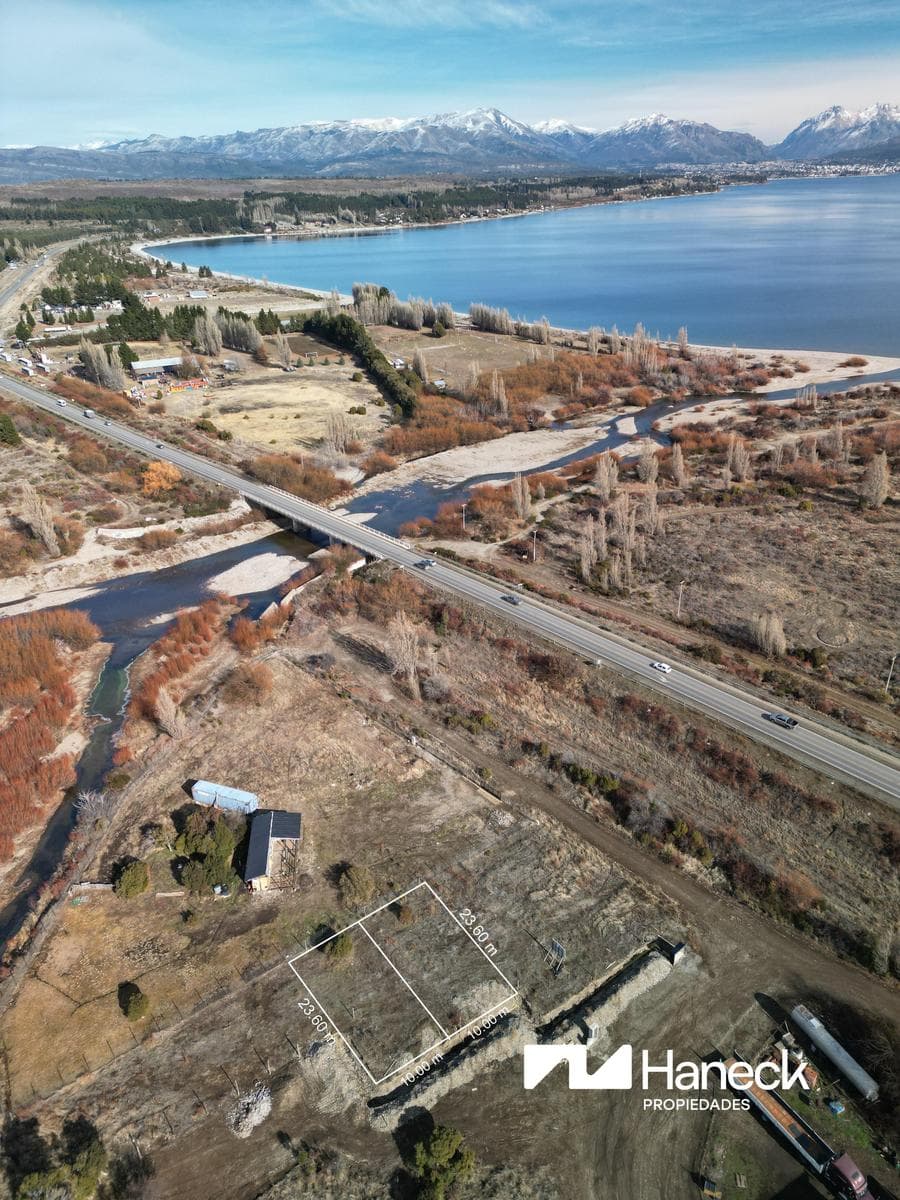 236 m² property for sale with approved plans for 114 m²