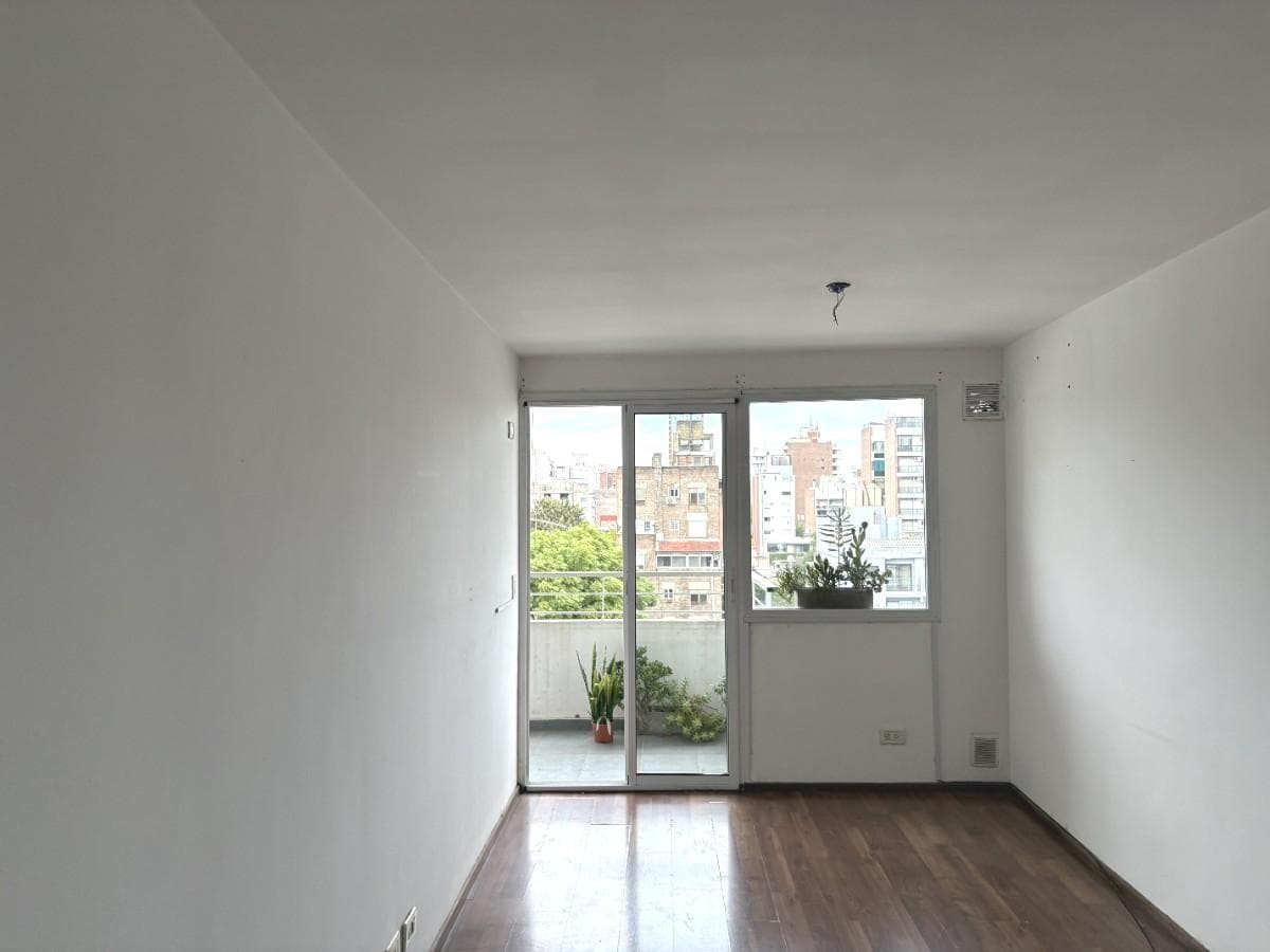 1-Bedroom Apartment for Sale with a Balcony in the Lourdes Neighborhood. Financing Available