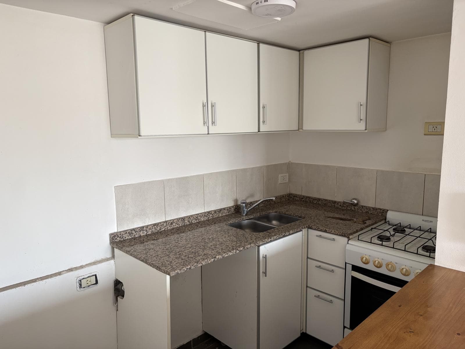 1-Bedroom Apartment for Sale with a Balcony in the Lourdes Neighborhood. Financing Available