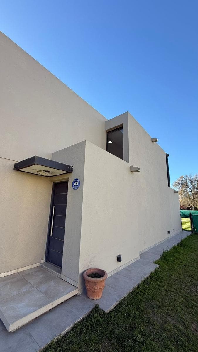 House in Rio Ceballos