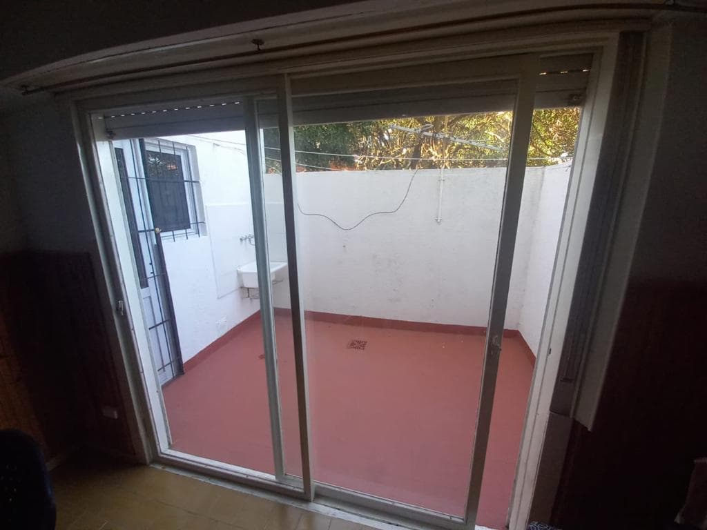 Opportunity in Punta Mogotes: 1-bedroom apartment (with a partitionable layout) and patio for sale just a few meters from the ocean