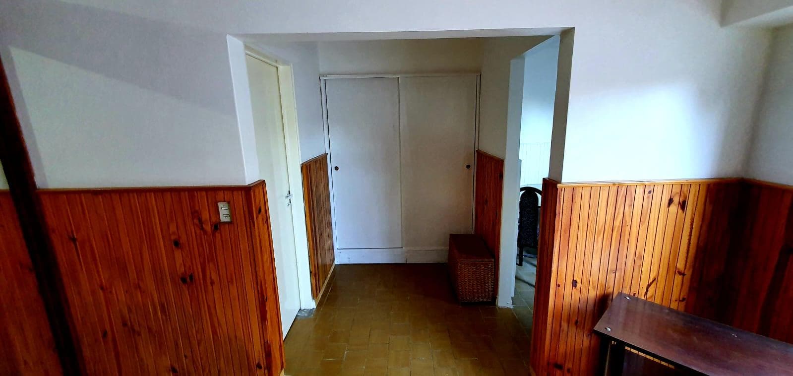 Opportunity in Punta Mogotes: 1-bedroom apartment (with a partitionable layout) and patio for sale just a few meters from the ocean
