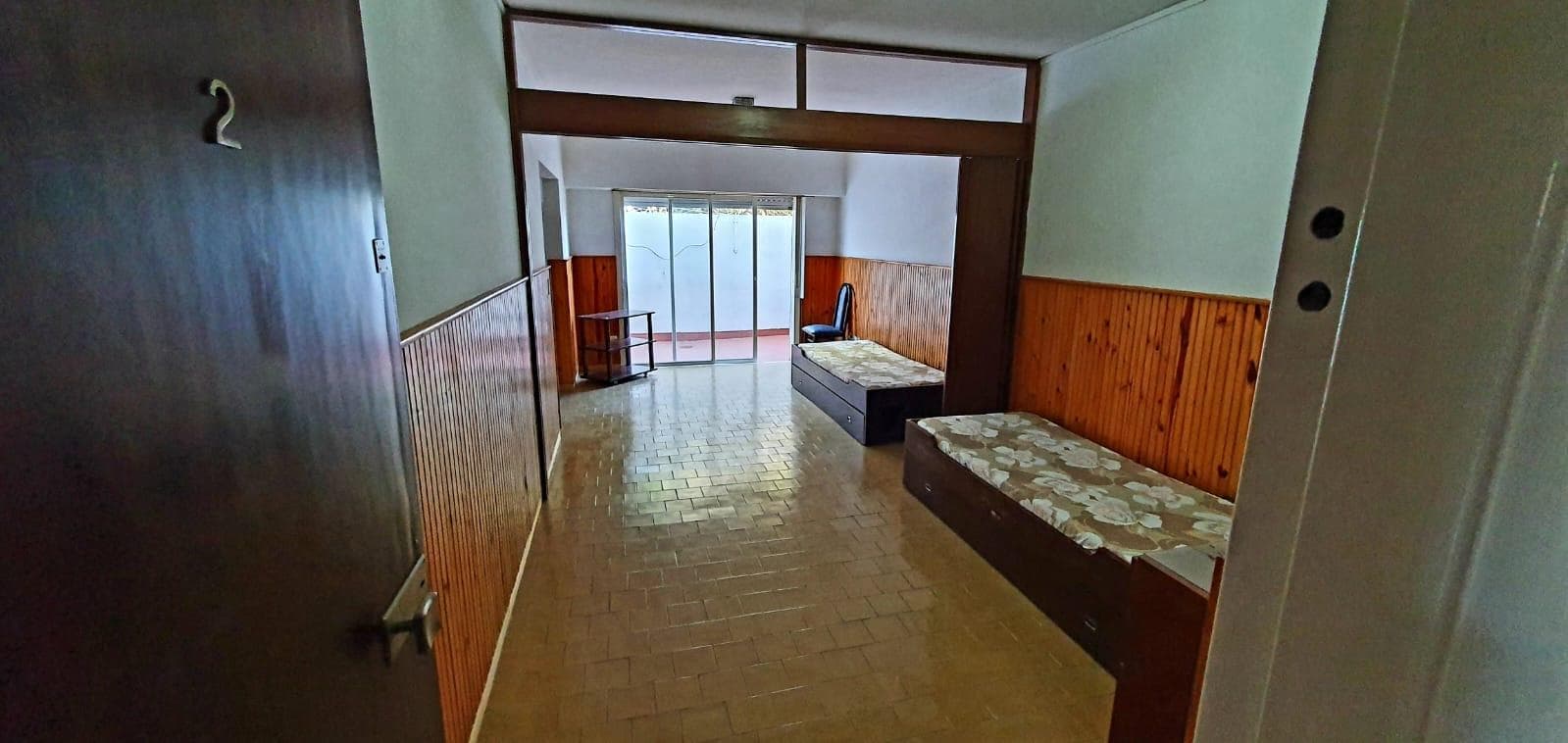 Opportunity in Punta Mogotes: 1-bedroom apartment (with a partitionable layout) and patio for sale just a few meters from the ocean