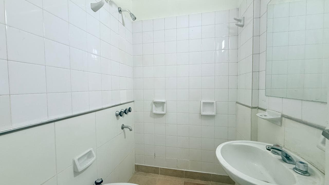 Studio Apartment for Sale with Balcony in the University District.