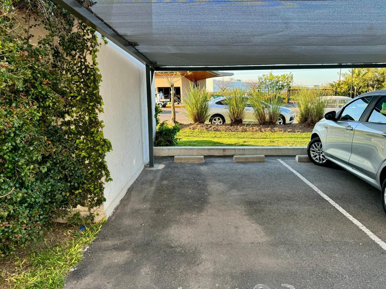 2-ROOM APARTMENT FOR SALE IN QBAY