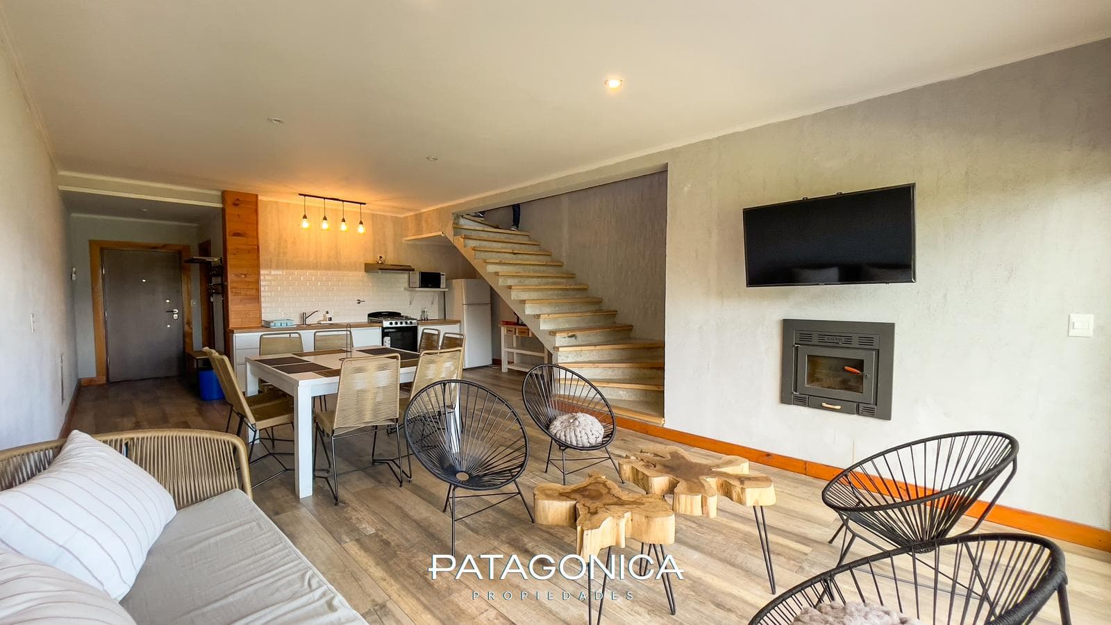 FOR SALE: 4-room furnished apartment, 140 m², UF 3, with a view of the lake, Villa La Angostura