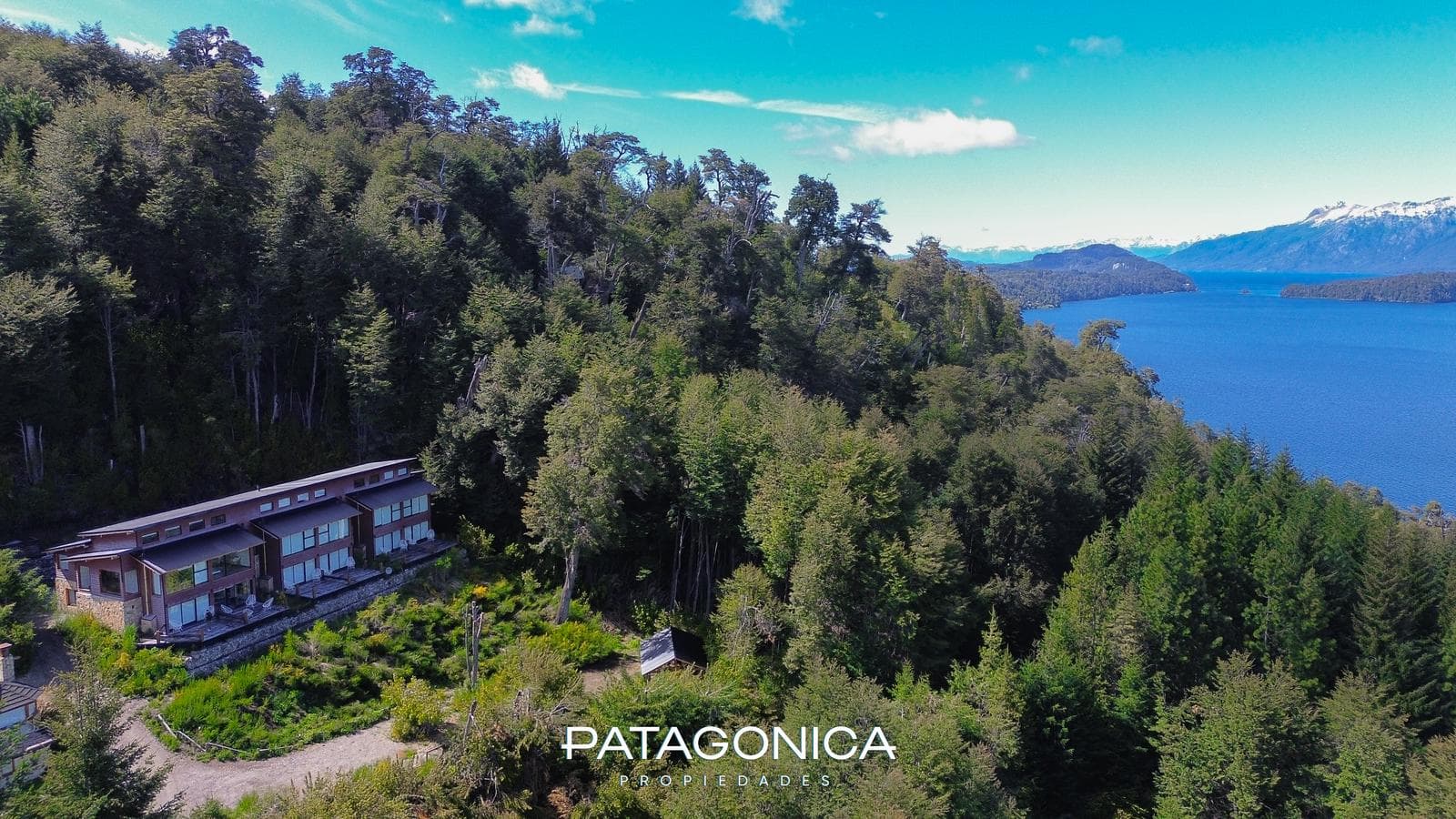 FOR SALE: 4-room furnished apartment, 140 m², UF 3, with a view of the lake, Villa La Angostura