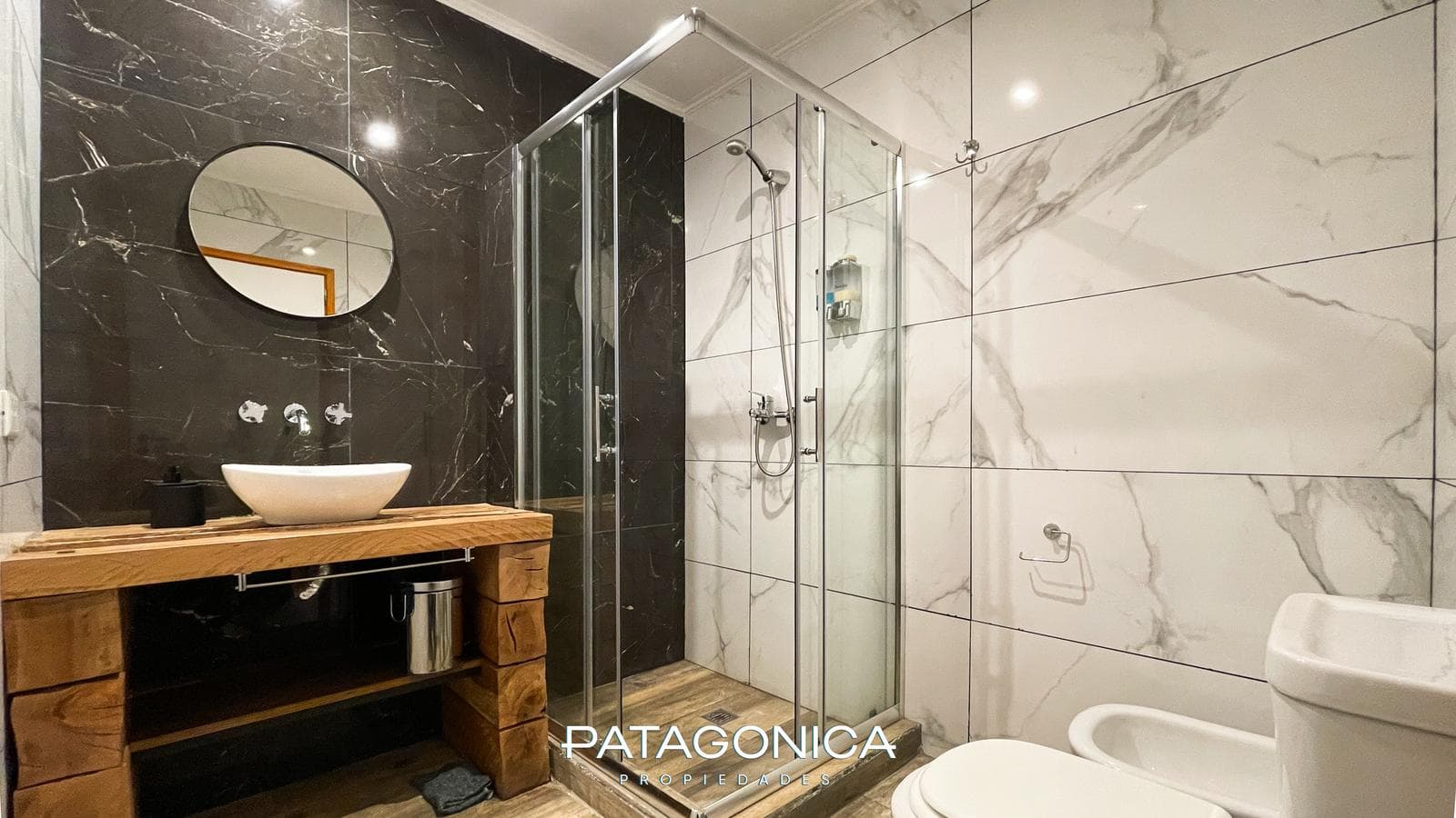 FOR SALE: 4-room furnished apartment, 140 m², UF 3, with a view of the lake, Villa La Angostura