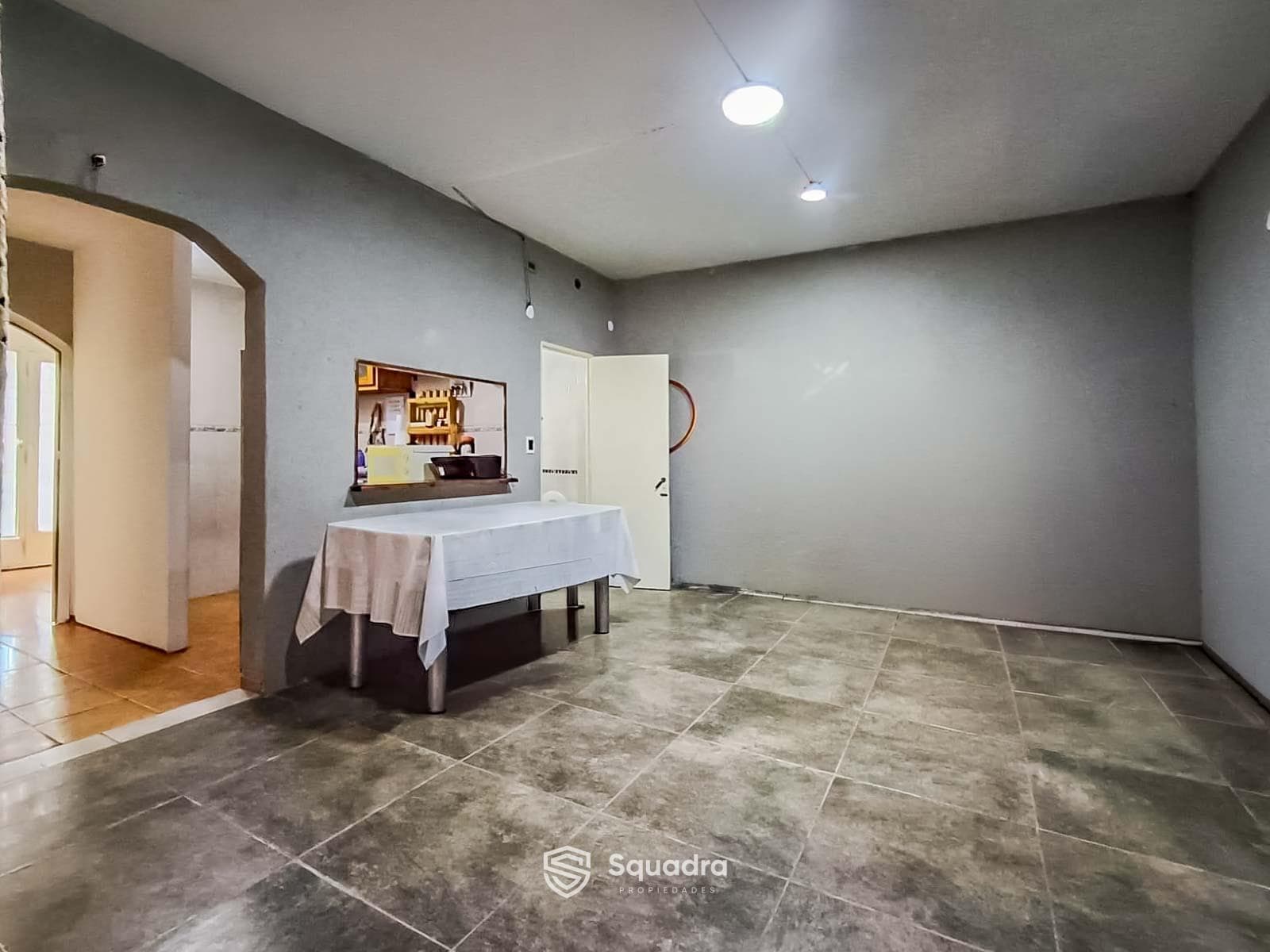 FOR SALE | TRADE - 2-bedroom house with garage and balcony - Azcuénaga, Rosario.