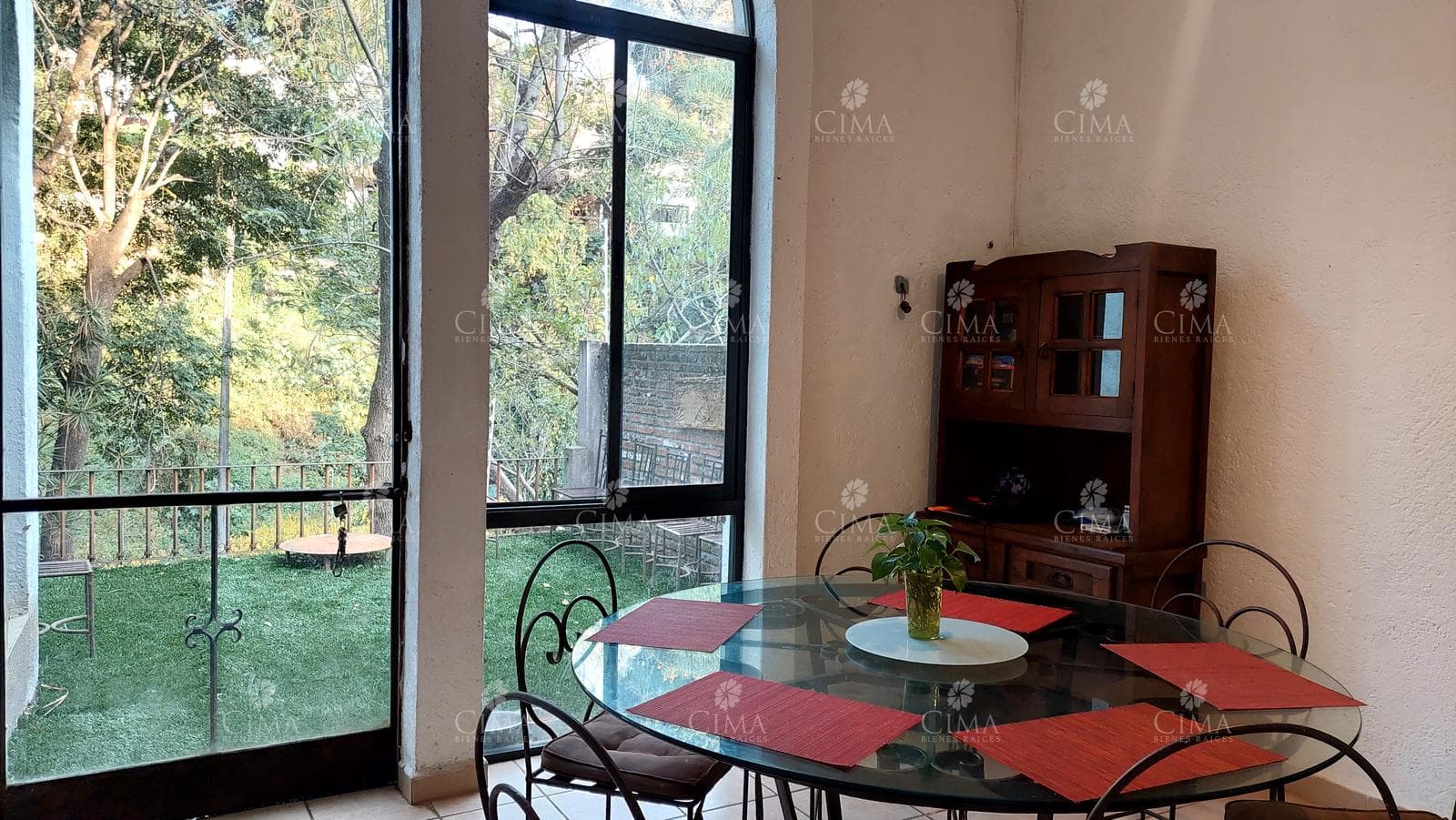 Venta casa en Miraval, Cuernavaca, Morelos - V394