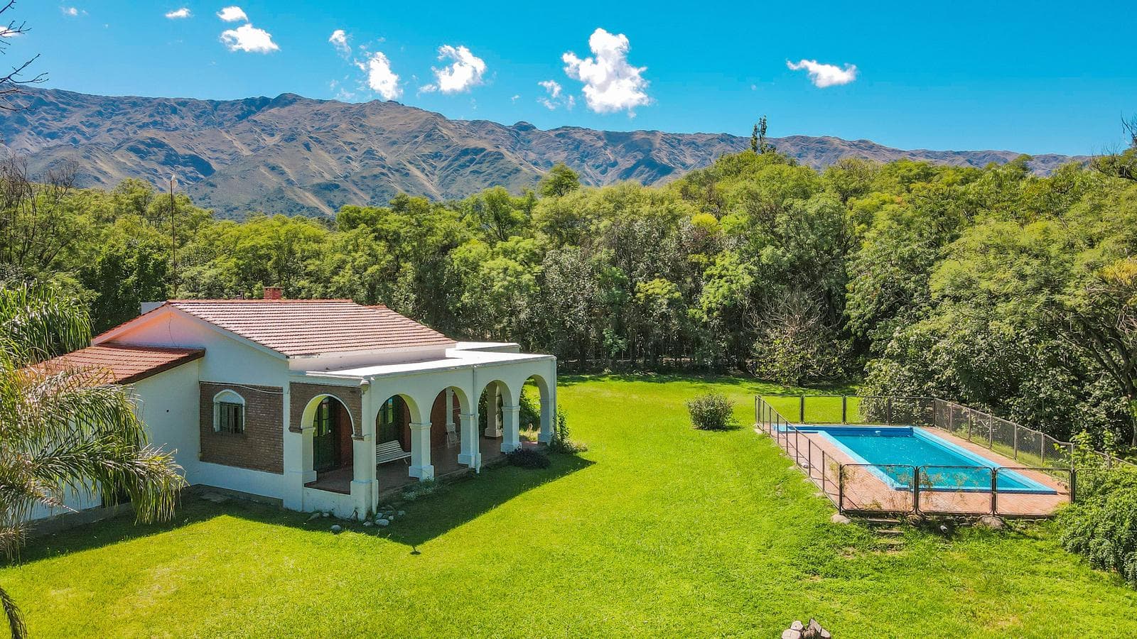 House for Sale in San Luis