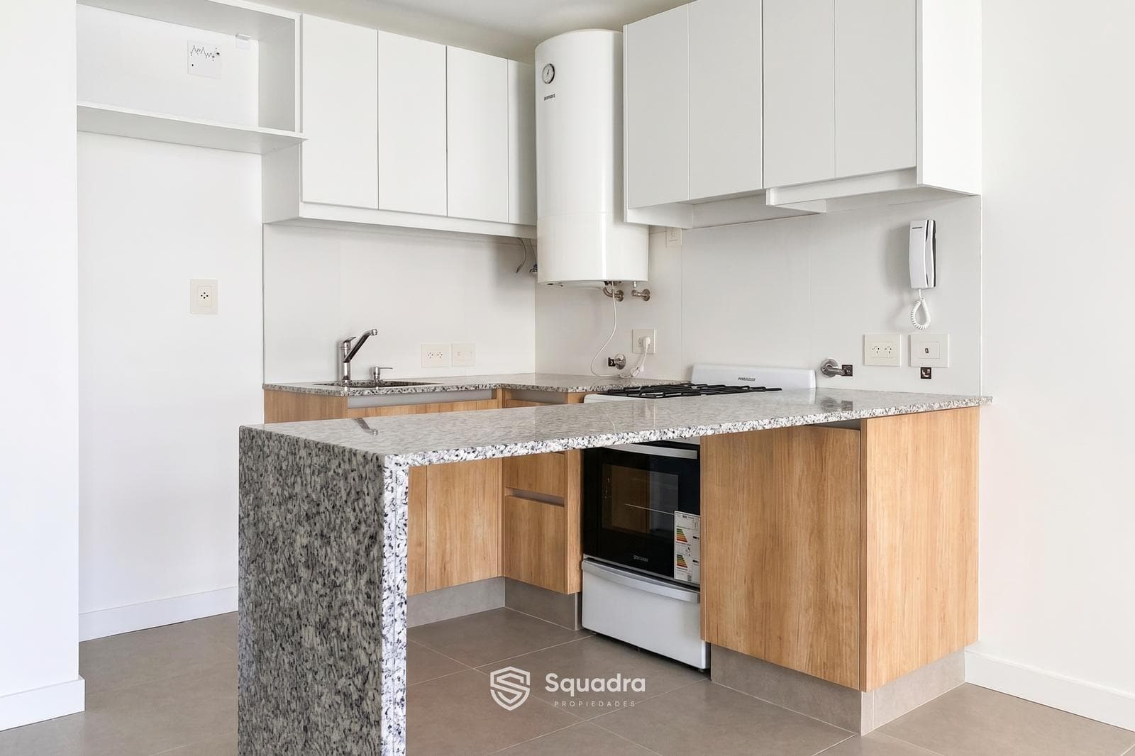 FOR SALE - Brand-new studio apartment with amenities - Downtown, Rosario.